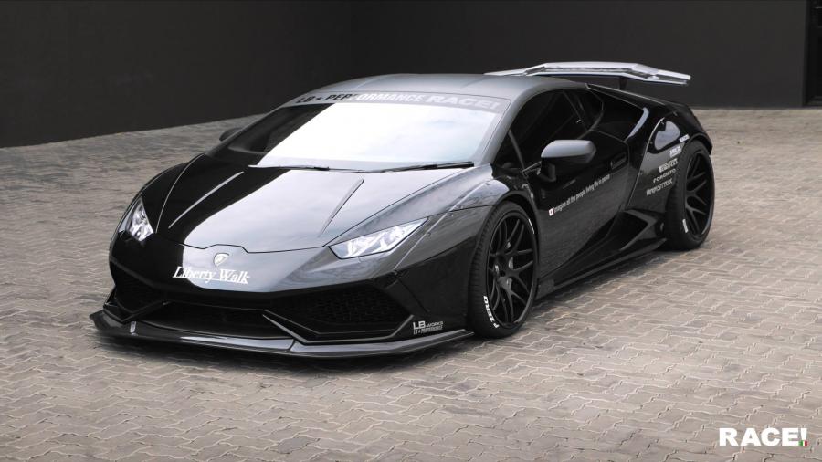 Lamborghini Huracan by Liberty Walk and RACE! '2016